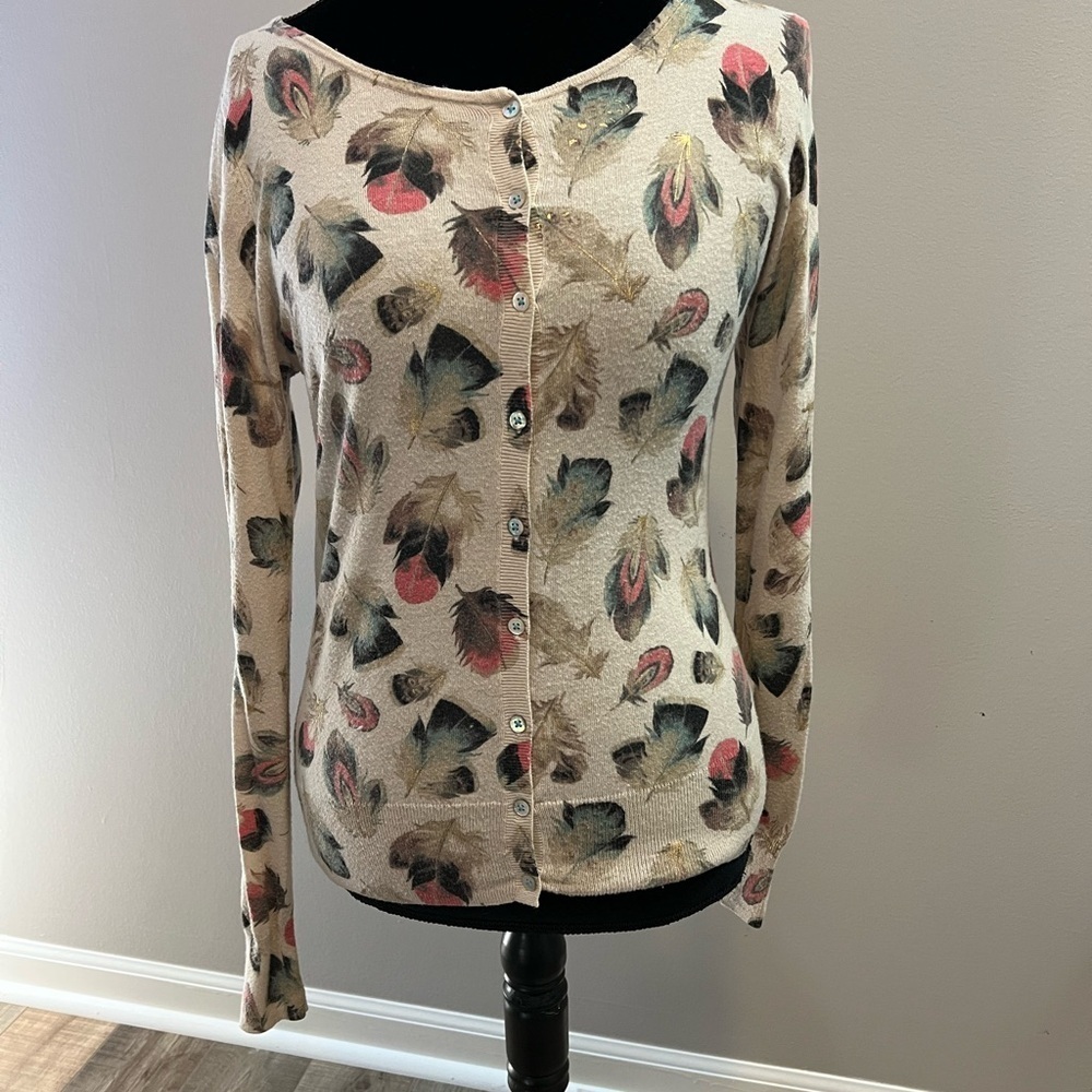 Monsoon Button up knit cardigan with unique feather motif with gold accents M
